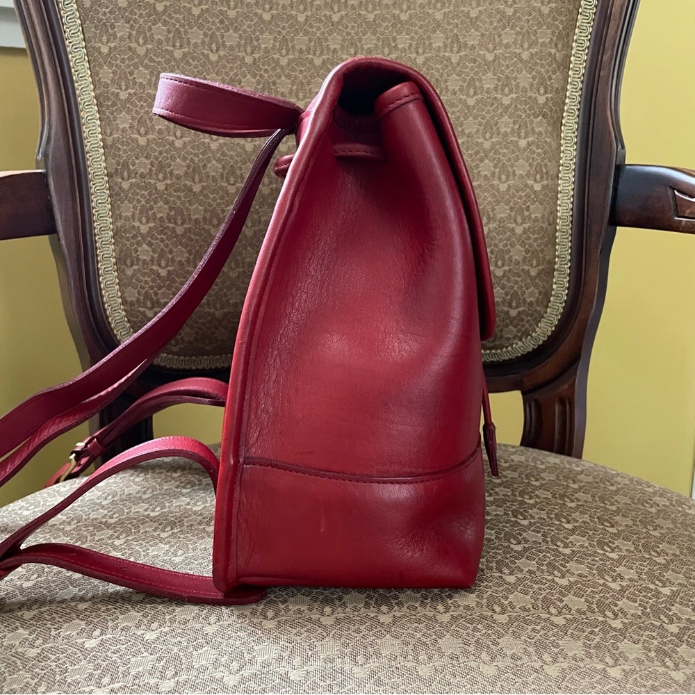 Vintage Coach #9960 Daypack in Red - Picture 2 of 16